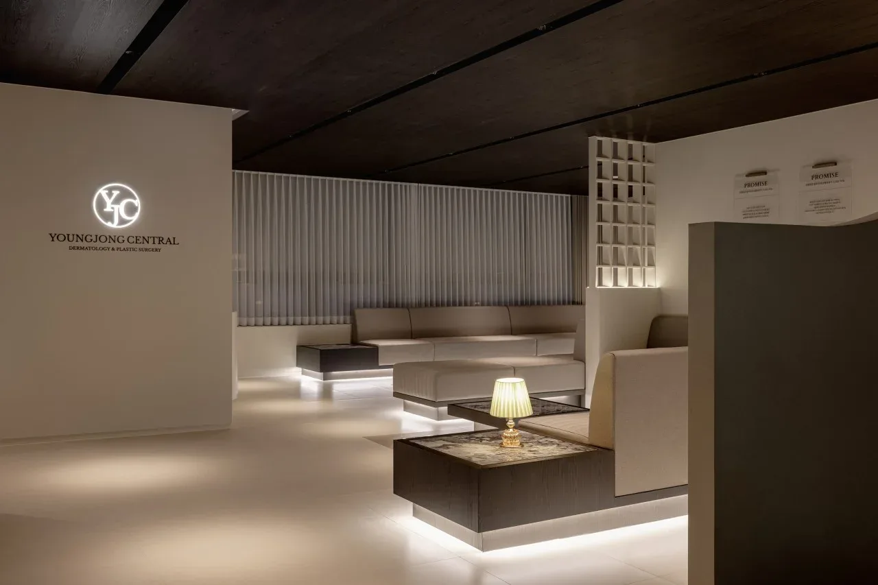 Waiting area and lounge at YJ Central Clinic